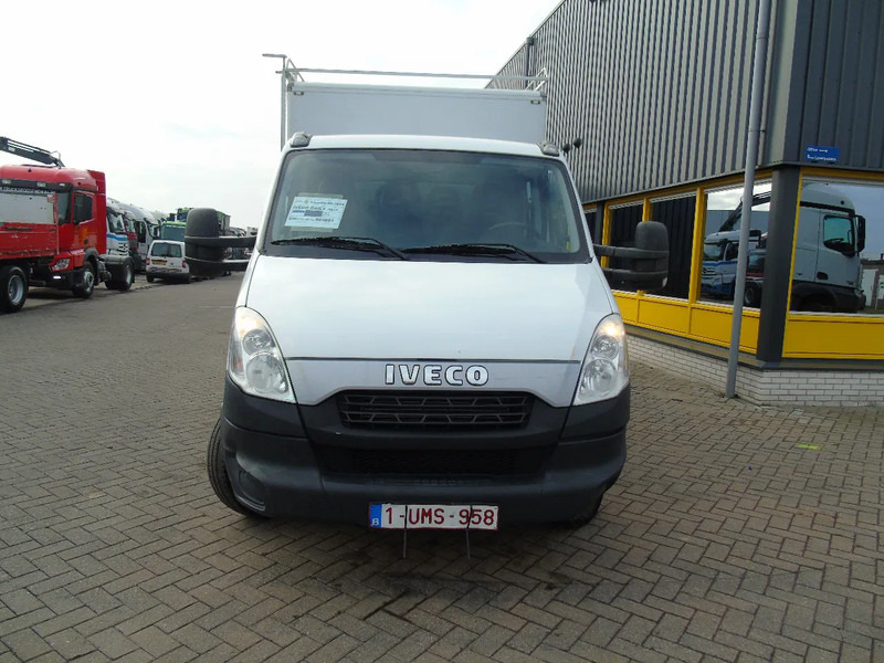 Iveco Daily 70 C17 + MANUAL - Closed box van: picture 2 Iveco Daily 70 C17 + MANUAL - Closed box van: picture 2
