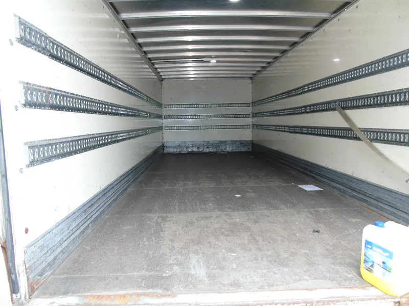 Box truck Iveco Stralis 310 + euro 6 + lift + 2x IN STOCK: picture 19