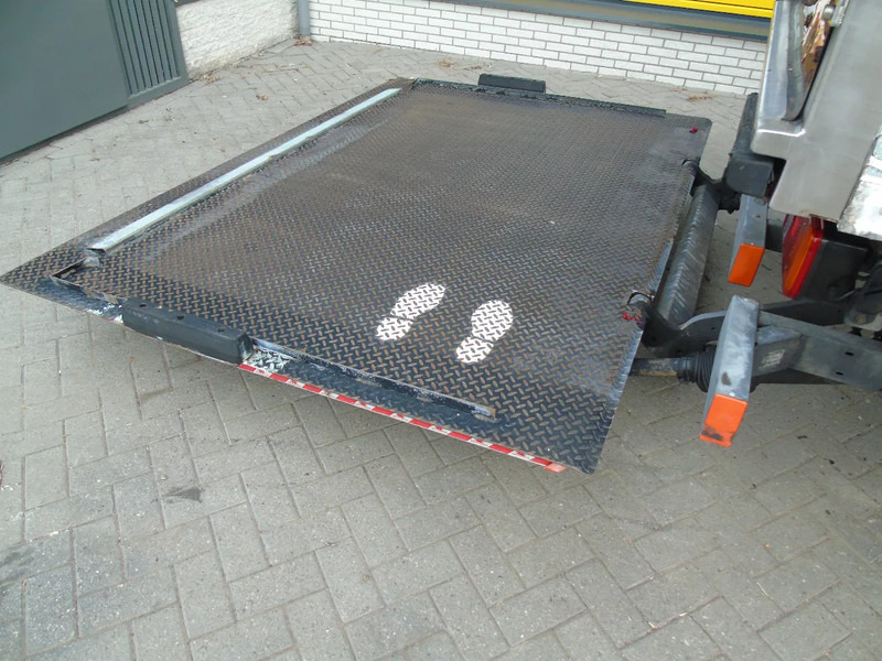 Box truck MAN TGM 12.250 + EURO 6 + LIFT: picture 11