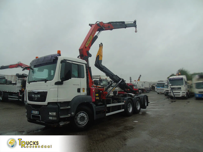 MAN TGS 35.440 + PALFINGER 24500 + 8X4 + EURO 5 + REMOTE - Crane truck: picture 1 MAN TGS 35.440 + PALFINGER 24500 + 8X4 + EURO 5 + REMOTE - Crane truck: picture 1