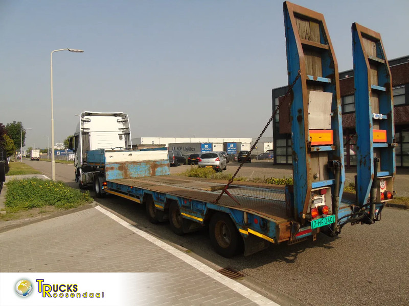 MOL + ramps + 3x axle + steering - Autotransporter semi-trailer: picture 1 MOL + ramps + 3x axle + steering - Autotransporter semi-trailer: picture 1