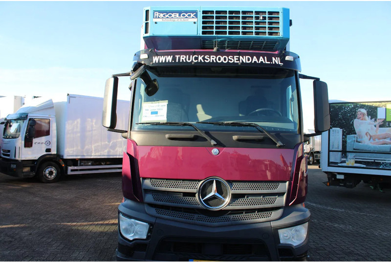 Mercedes-Benz Antos 1824 + euro 6 + frigoblock + 191.415km - Refrigerator truck: picture 2 Mercedes-Benz Antos 1824 + euro 6 + frigoblock + 191.415km - Refrigerator truck: picture 2