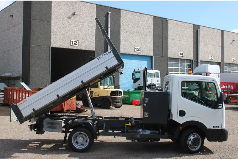 Nissan 45.13 + EURO 4 + C patent + tipper + MANUAL - Tipper: picture 4 Nissan 45.13 + EURO 4 + C patent + tipper + MANUAL - Tipper: picture 4