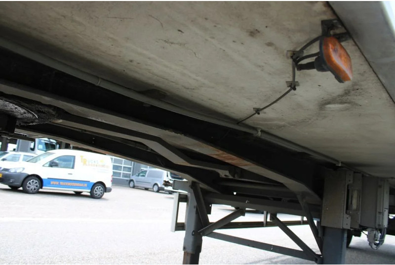 Refrigerator semi-trailer Pacton 1x SAF + frigo + lift: picture 7 Refrigerator semi-trailer Pacton 1x SAF + frigo + lift: picture 7