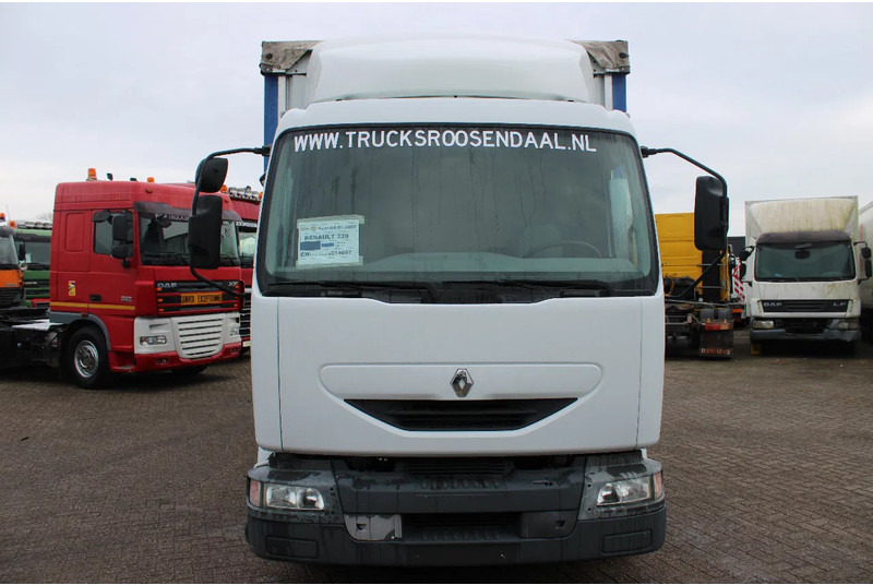 Renault Midlum 220 + MANUAL + LIFT + 12T - Curtain side truck: picture 2 Renault Midlum 220 + MANUAL + LIFT + 12T - Curtain side truck: picture 2