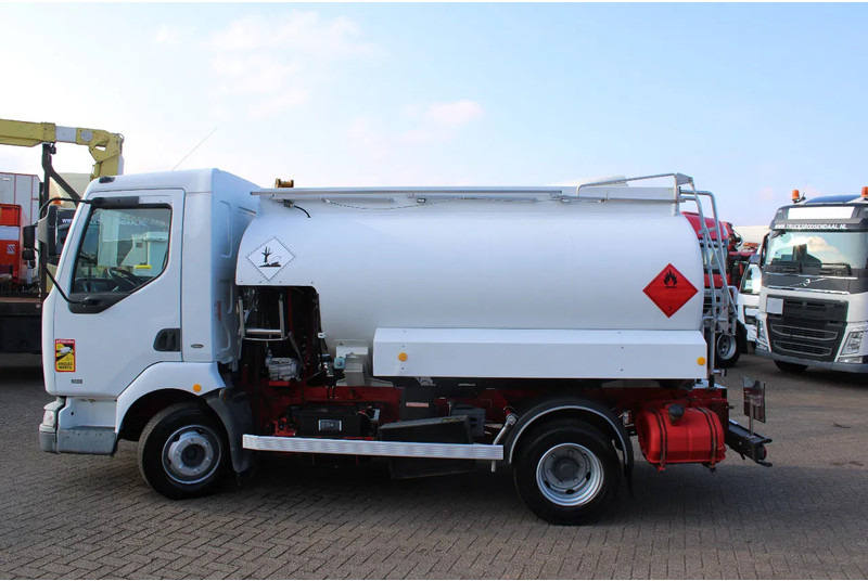 Renault Midlum 250 + 2 COMP + 6180liter + euro 2 + manual - Tanker truck: picture 4 Renault Midlum 250 + 2 COMP + 6180liter + euro 2 + manual - Tanker truck: picture 4