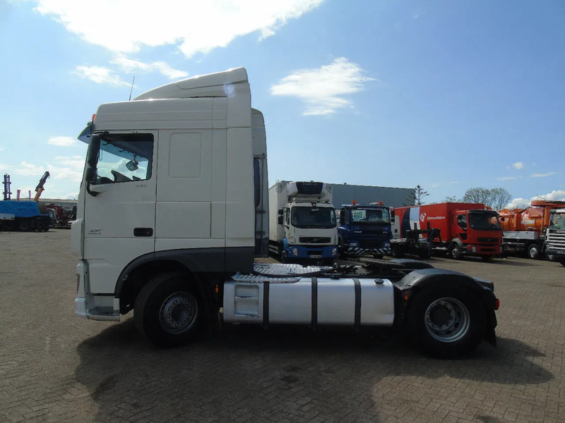 DAF XF 460 + 302KM + PTO + EURO 6 - Tractor unit: picture 4 DAF XF 460 + 302KM + PTO + EURO 6 - Tractor unit: picture 4