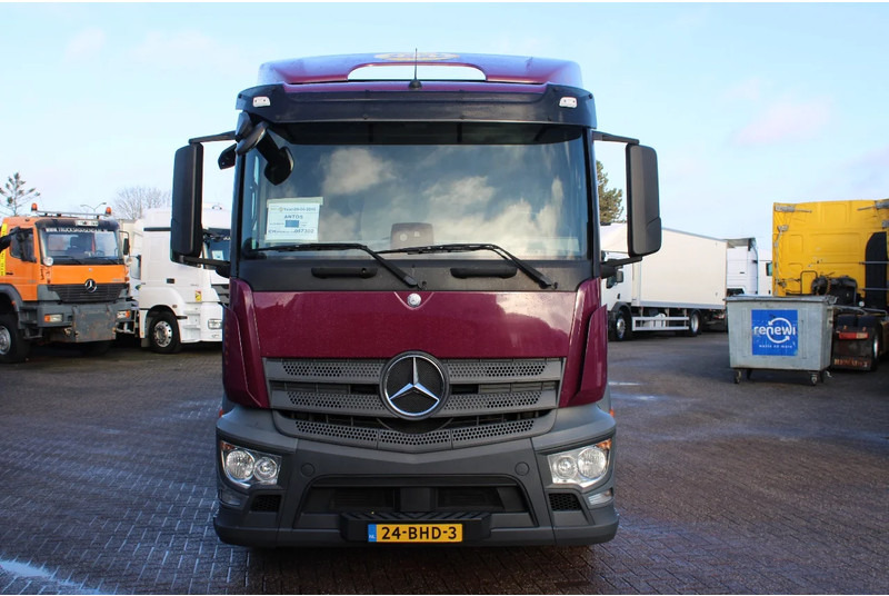 Mercedes-Benz Antos 1836 + euro 6 - Tractor unit: picture 2 Mercedes-Benz Antos 1836 + euro 6 - Tractor unit: picture 2