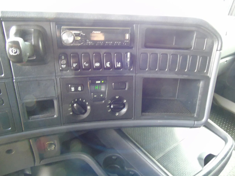 Tractor unit Scania R 410 + EURO 6 + RETARDER: picture 12 Tractor unit Scania R 410 + EURO 6 + RETARDER: picture 12