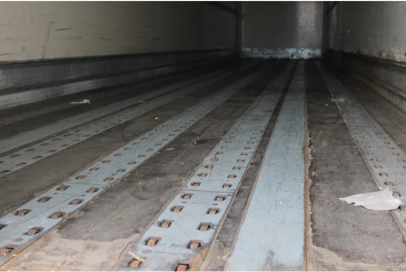 Van Hool + 2.69 + ROLLERS - Closed box semi-trailer: picture 2 Van Hool + 2.69 + ROLLERS - Closed box semi-trailer: picture 2