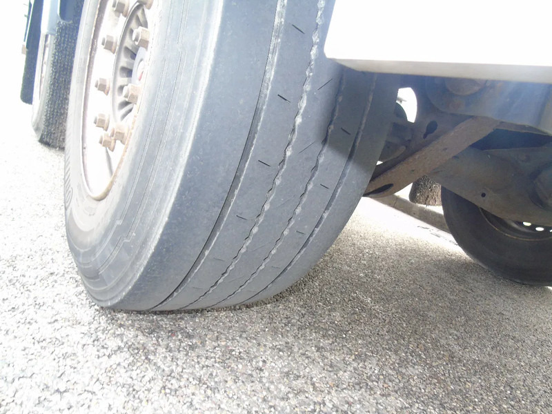 Closed box semi-trailer Van Hool 2x saf + lift: picture 12