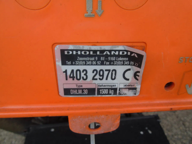 Closed box semi-trailer Van Hool 2x saf + lift: picture 14