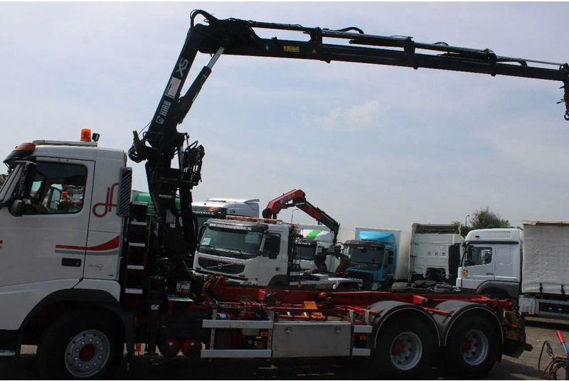 Volvo FH 12.440 +6X4+ HIAB 166E3 PRO + EURO 5 + MANUAL - Crane truck: picture 4 Volvo FH 12.440 +6X4+ HIAB 166E3 PRO + EURO 5 + MANUAL - Crane truck: picture 4
