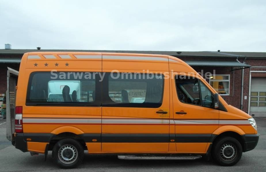 Mercedes-Benz 315 CDI Sprinter *Klima*12-Sitze*Lift*318 - Minibus, Passenger van: picture 3 Mercedes-Benz 315 CDI Sprinter *Klima*12-Sitze*Lift*318 - Minibus, Passenger van: picture 3