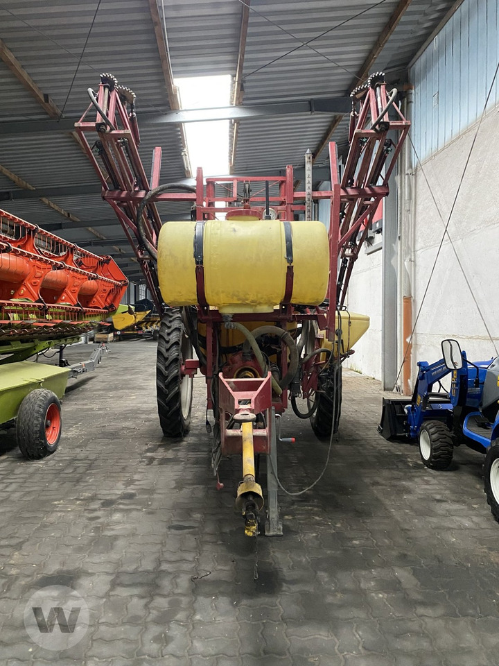 Hardi Navigator 3000 Echo - Trailed sprayer: picture 2 Hardi Navigator 3000 Echo - Trailed sprayer: picture 2