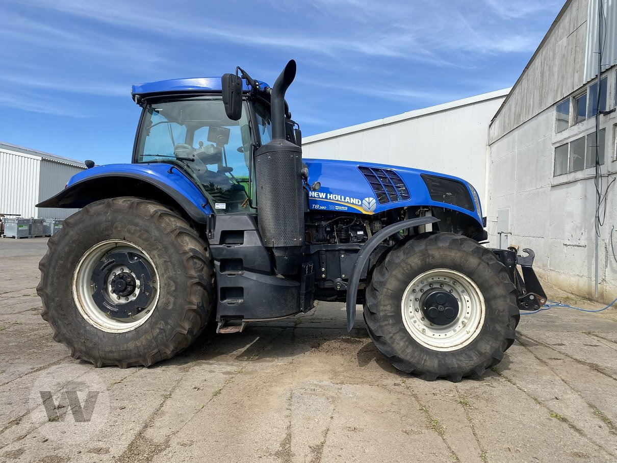 New Holland T 8.380 UC - Farm tractor: picture 3 New Holland T 8.380 UC - Farm tractor: picture 3