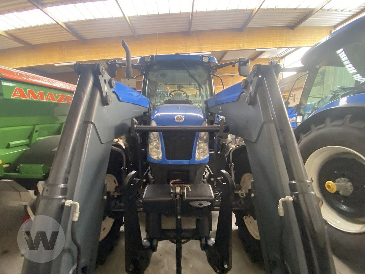 New Holland T6020 Elite - Farm tractor: picture 3 New Holland T6020 Elite - Farm tractor: picture 3