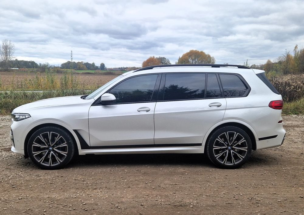 BMW X7 M50i sport - SUV: picture 4 BMW X7 M50i sport - SUV: picture 4