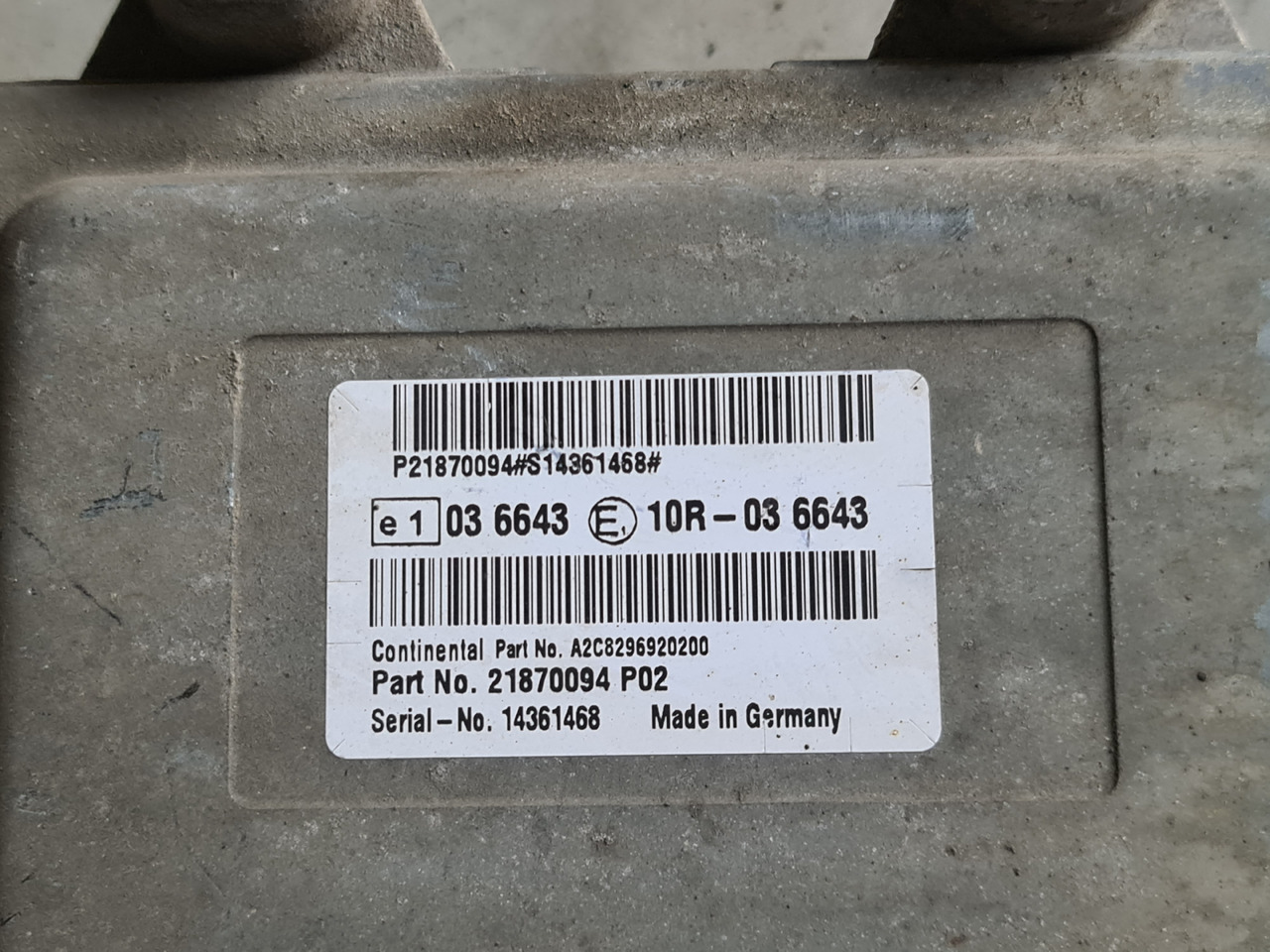 VOLVO FH FM / ADBLUE ECU / 21870094 P02 - ECU: picture 3 VOLVO FH FM / ADBLUE ECU / 21870094 P02 - ECU: picture 3