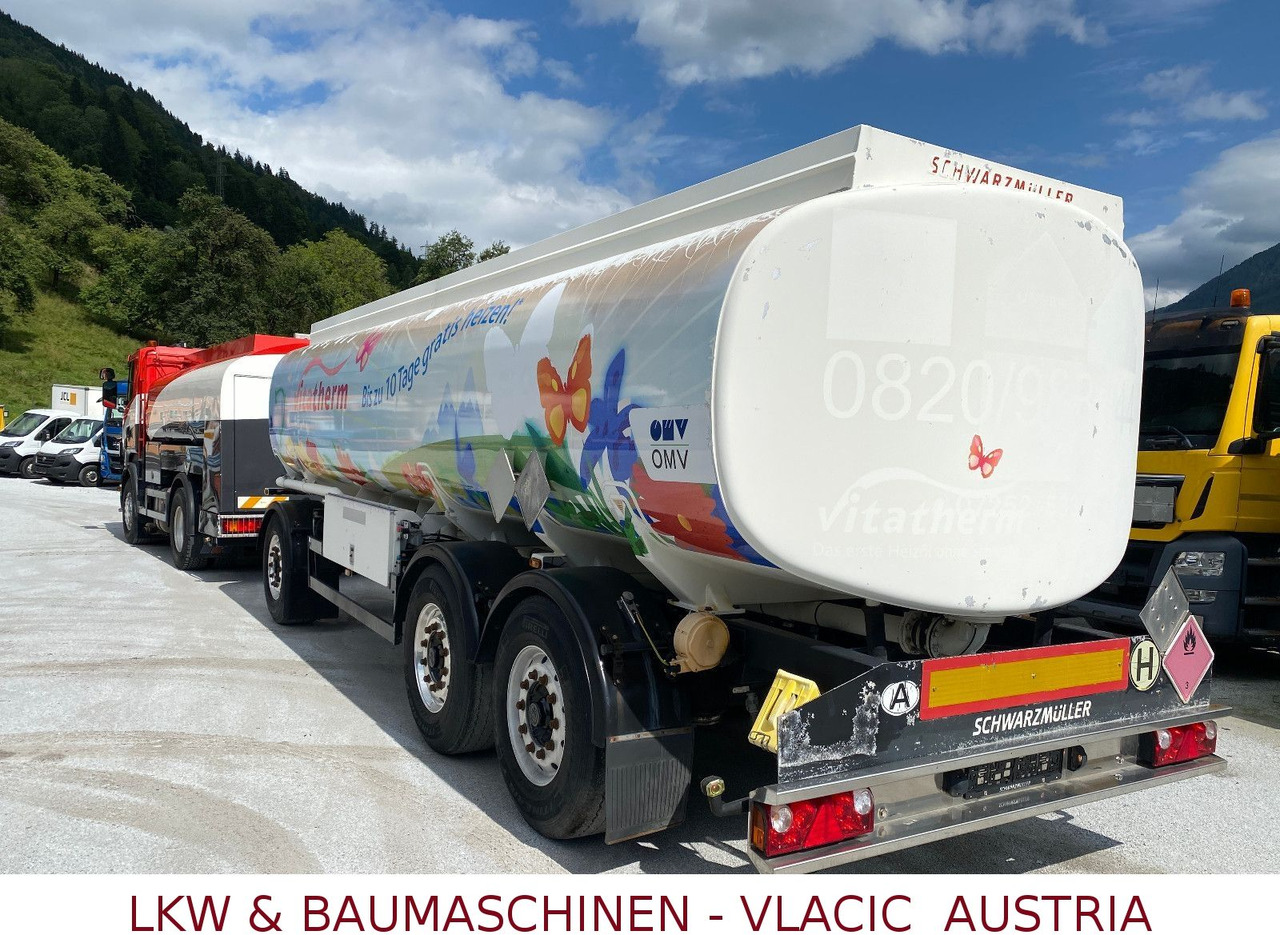 Schwarzmüller Tank ADR Benzin/ Diesel 23430Liter - Tanker trailer: picture 4 Schwarzmüller Tank ADR Benzin/ Diesel 23430Liter - Tanker trailer: picture 4