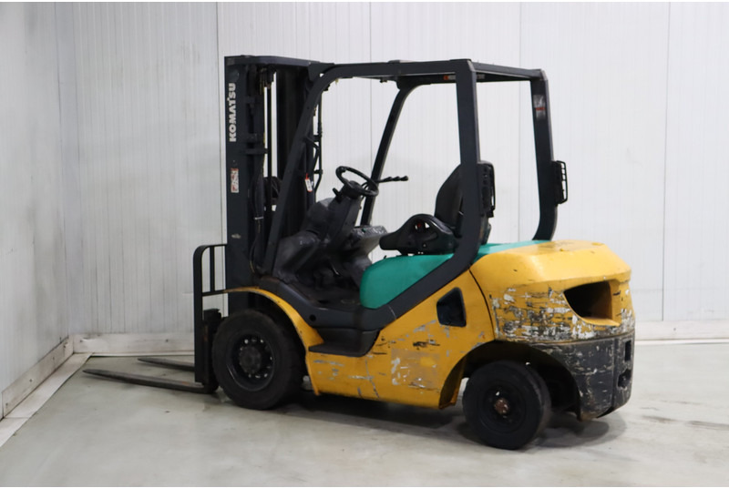 Komatsu FD25T-16 - Diesel forklift: picture 2 Komatsu FD25T-16 - Diesel forklift: picture 2