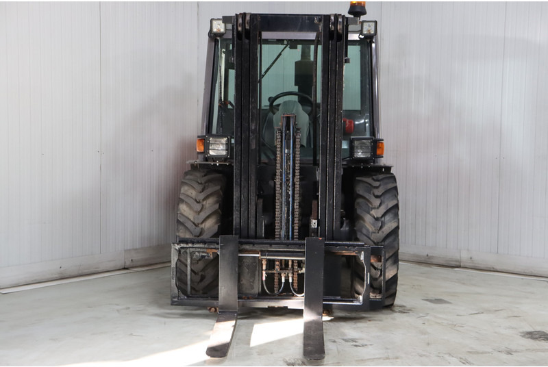 Manitou MH25-4T Buggie - Diesel forklift: picture 3 Manitou MH25-4T Buggie - Diesel forklift: picture 3