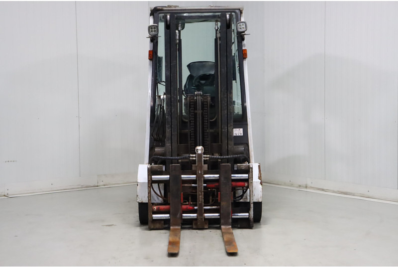 UniCarriers G1Q2L30Q - Electric forklift: picture 2 UniCarriers G1Q2L30Q - Electric forklift: picture 2