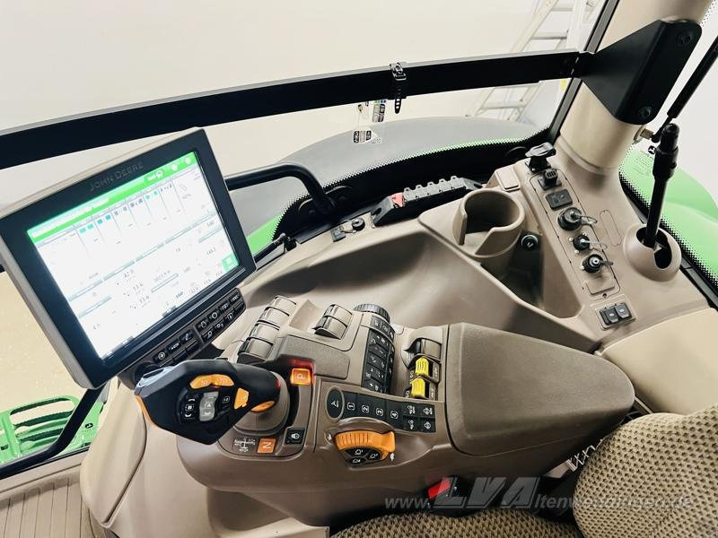 Farm tractor John Deere 6R 185: picture 12 Farm tractor John Deere 6R 185: picture 12