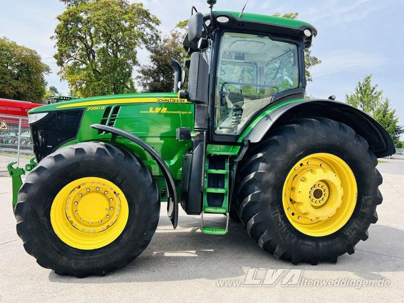 John Deere 7290R - Farm tractor: picture 4 John Deere 7290R - Farm tractor: picture 4