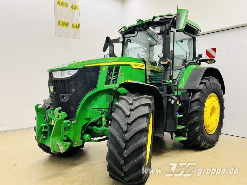 John Deere 7R 310 - Farm tractor: picture 1 John Deere 7R 310 - Farm tractor: picture 1