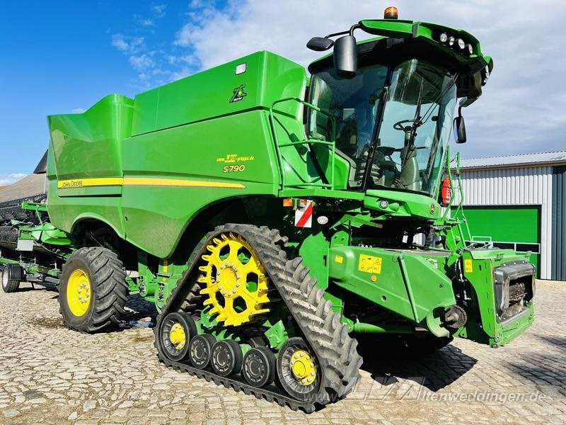 John Deere S790 - Combine harvester: picture 3 John Deere S790 - Combine harvester: picture 3