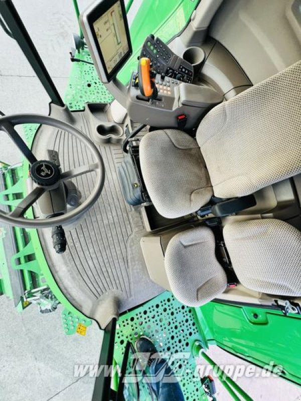 Combine harvester John Deere W660: picture 8