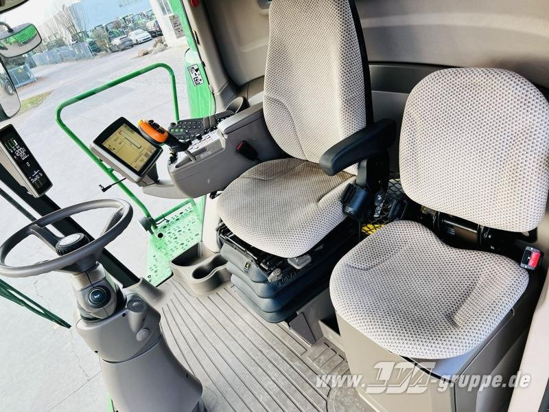 Combine harvester John Deere W660: picture 7