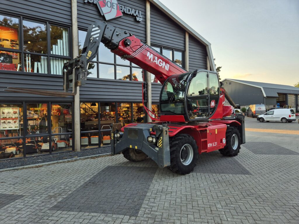MAGNI RTH 5.21 D/D - Telescopic handler: picture 2 MAGNI RTH 5.21 D/D - Telescopic handler: picture 2