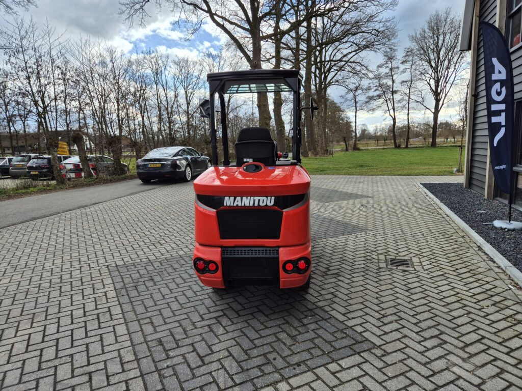 MANITOU MLA 3-25H miniloader - Compact loader: picture 4 MANITOU MLA 3-25H miniloader - Compact loader: picture 4