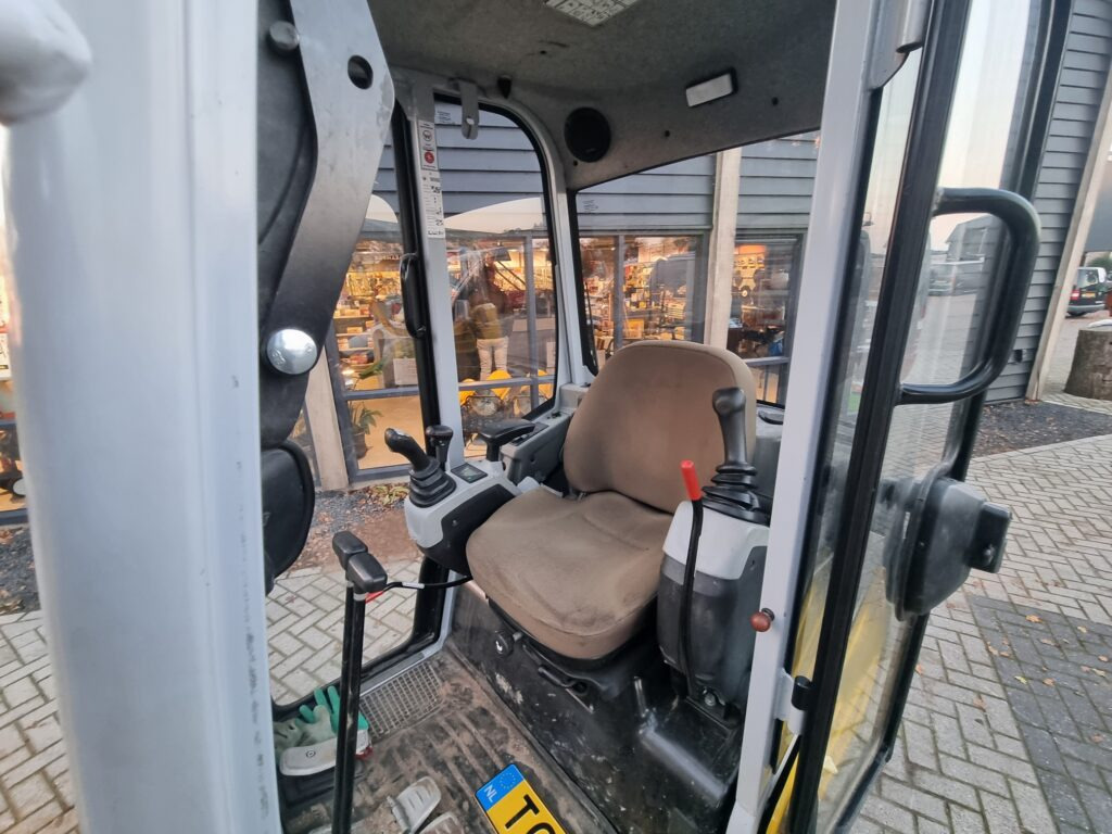 Mini excavator WACKER NEUSON ET24 minidigger: picture 9