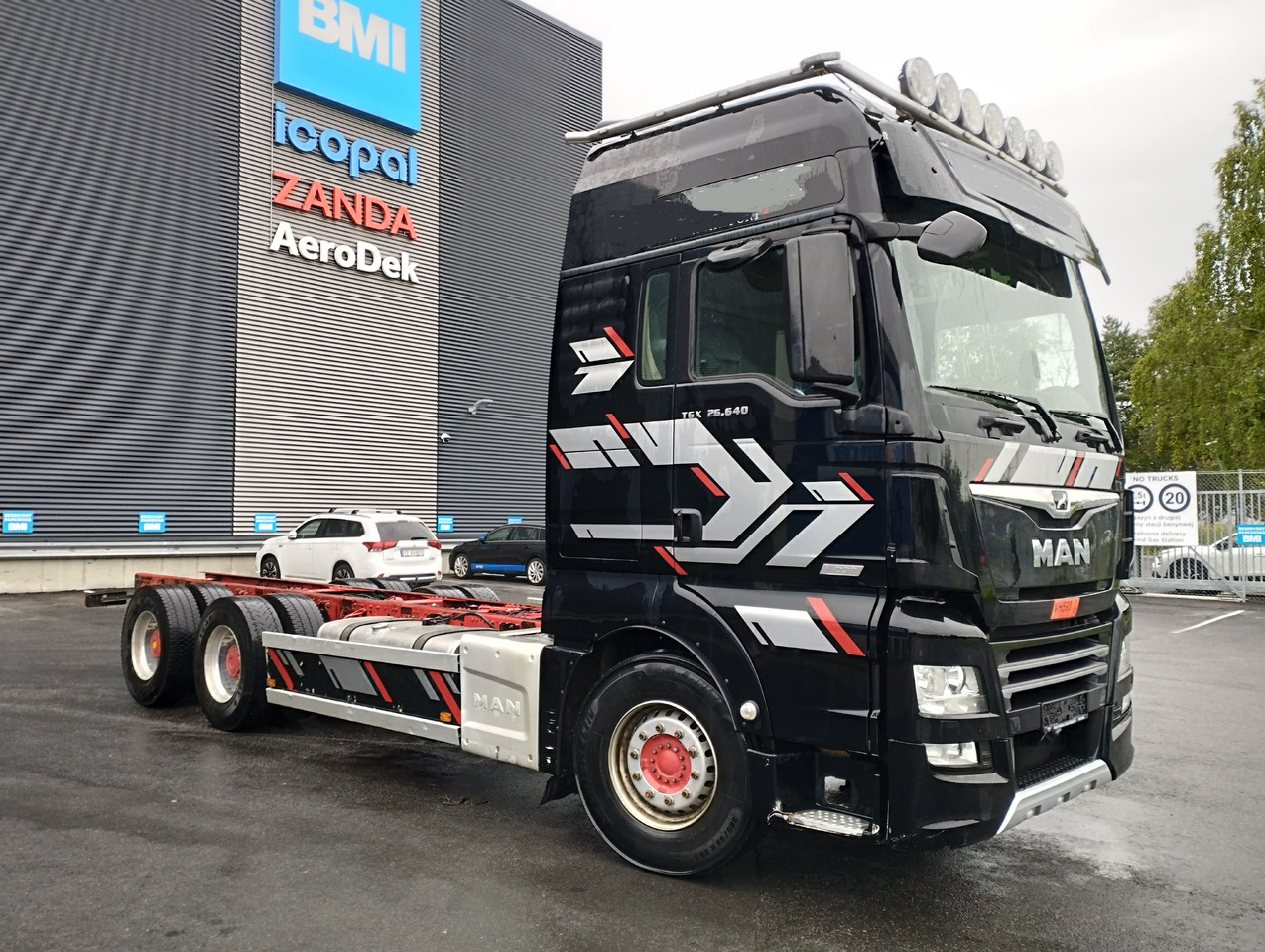 MAN 26.640 6x4, big axles,retarder - Cab chassis truck: picture 2 MAN 26.640 6x4, big axles,retarder - Cab chassis truck: picture 2