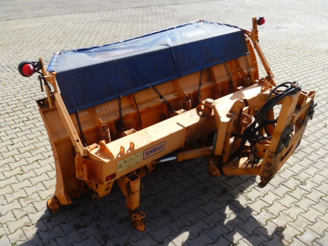 Unimog Schneepflug - Schneeschild Schmidt M30.3 - Snow plough: picture 3 Unimog Schneepflug - Schneeschild Schmidt M30.3 - Snow plough: picture 3
