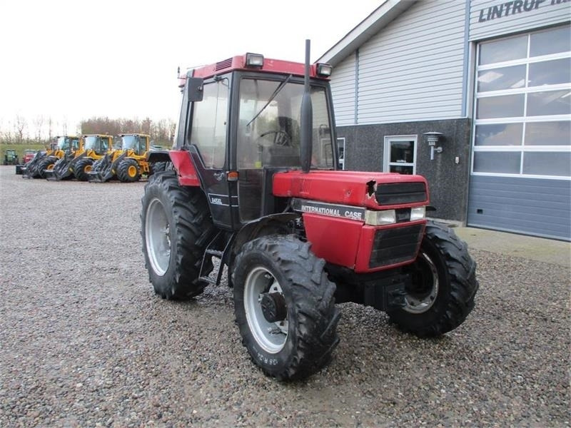 Farm tractor Case IH 845 XLA: picture 15 Farm tractor Case IH 845 XLA: picture 15