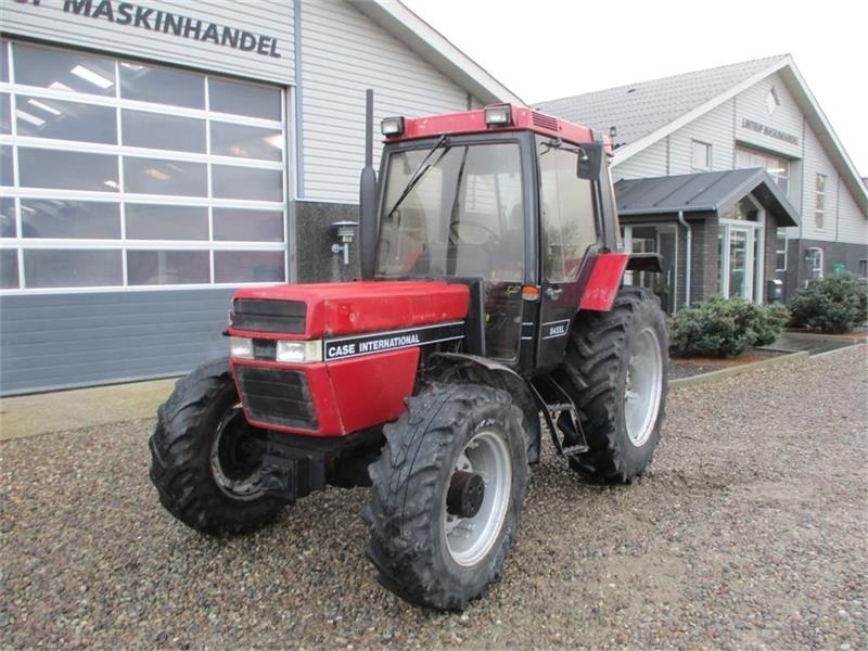 Farm tractor Case IH 845 XLA: picture 7 Farm tractor Case IH 845 XLA: picture 7