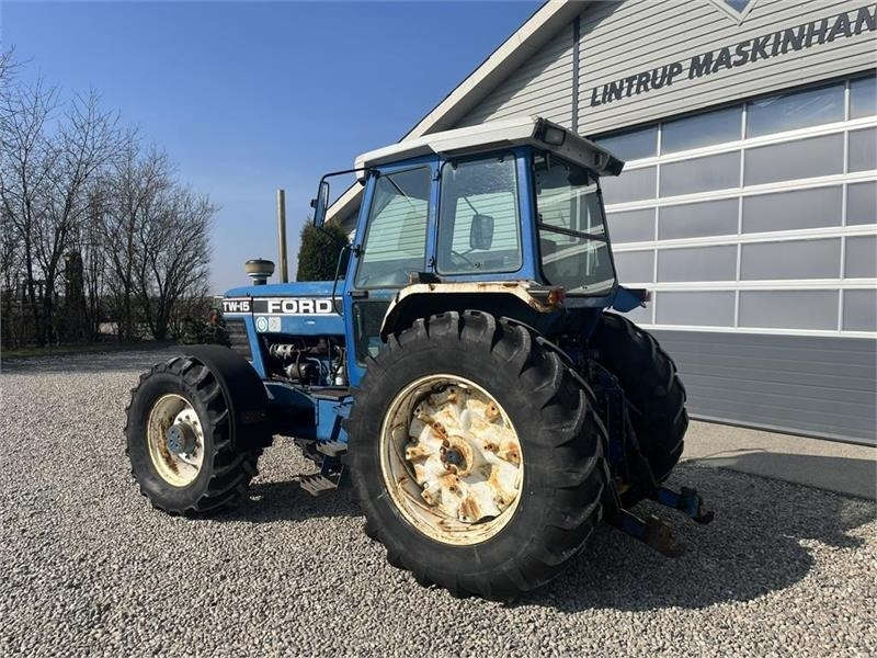 Ford TW 15 F II med HEVA opklappelig frontlift - Farm tractor: picture 3 Ford TW 15 F II med HEVA opklappelig frontlift - Farm tractor: picture 3