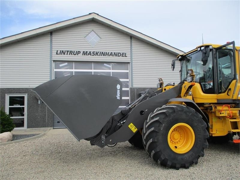 - - - HØJTIPSKOVL NORJE 4,2 m3 265cm bred og vendb - Loader bucket: picture 2 - - - HØJTIPSKOVL NORJE 4,2 m3 265cm bred og vendb - Loader bucket: picture 2