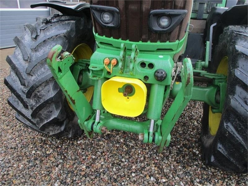 John Deere 6170M Med frontlift og frontPTO - Farm tractor: picture 4 John Deere 6170M Med frontlift og frontPTO - Farm tractor: picture 4