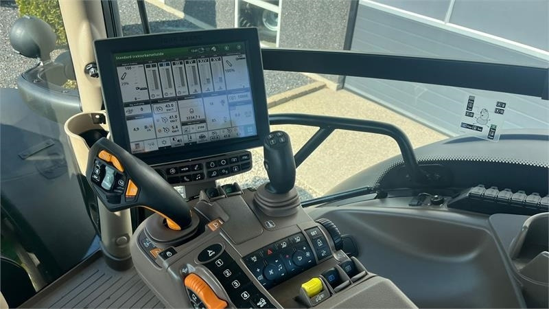 John Deere 6195R Ultimate Edition, CommandPro, Meget velholdt - Farm tractor: picture 3 John Deere 6195R Ultimate Edition, CommandPro, Meget velholdt - Farm tractor: picture 3
