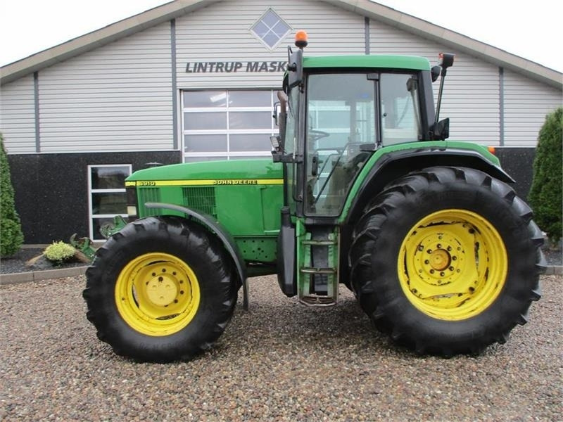 John Deere 6910 TLS, AutoQurd, Hjørnestops computer og frontl - Farm tractor: picture 1 John Deere 6910 TLS, AutoQurd, Hjørnestops computer og frontl - Farm tractor: picture 1