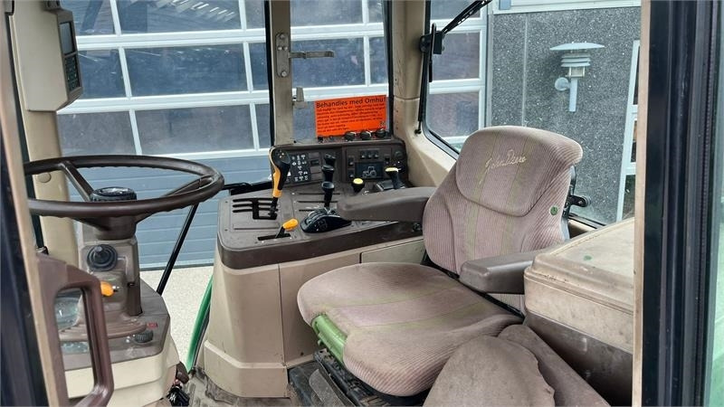 John Deere 6910 TLS, AutoQurd, Hjørnestops computer og frontl - Farm tractor: picture 5 John Deere 6910 TLS, AutoQurd, Hjørnestops computer og frontl - Farm tractor: picture 5
