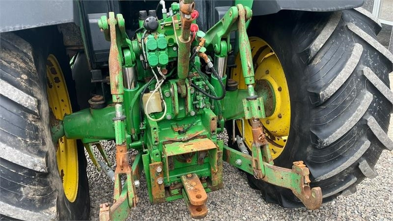 John Deere 6910 TLS, AutoQurd, Hjørnestops computer og frontl - Farm tractor: picture 4 John Deere 6910 TLS, AutoQurd, Hjørnestops computer og frontl - Farm tractor: picture 4