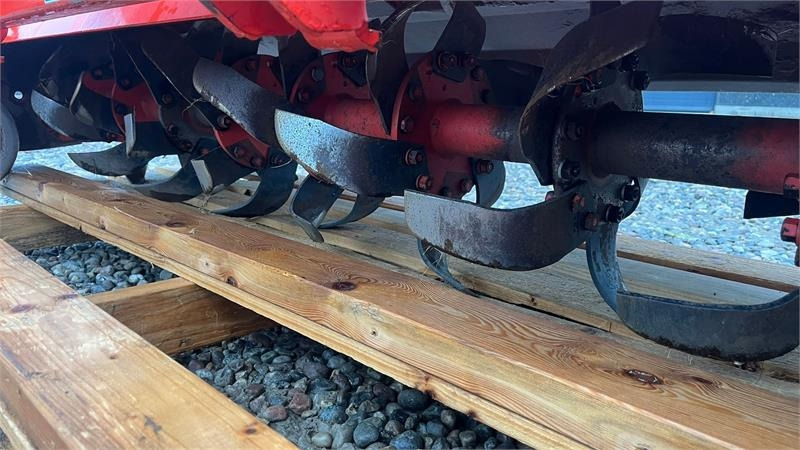 Kuhn EL 62 / 210 Med dybdehjul  - Cultivator: picture 4 Kuhn EL 62 / 210 Med dybdehjul  - Cultivator: picture 4