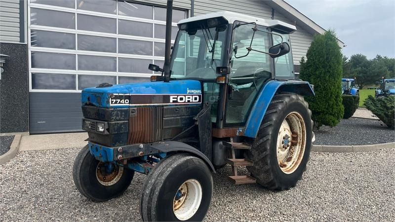 New Holland 7740 SLE Turbo Handy 2wd traktor - Farm tractor: picture 2 New Holland 7740 SLE Turbo Handy 2wd traktor - Farm tractor: picture 2