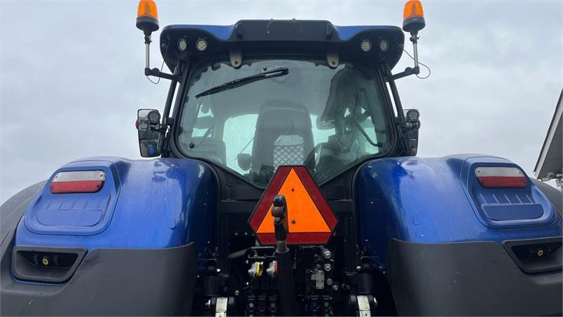 New Holland T7.315 BluePower med frontlift og frontpto - Farm tractor: picture 5 New Holland T7.315 BluePower med frontlift og frontpto - Farm tractor: picture 5